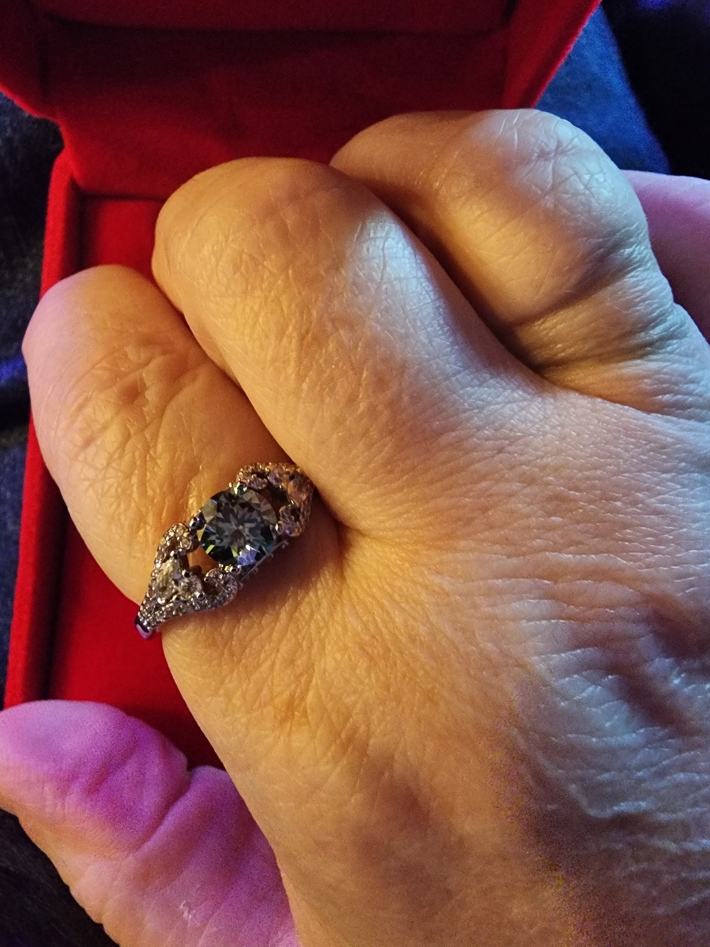 Elegant Turquoise Moissanite Center Stone Ring - Size 9